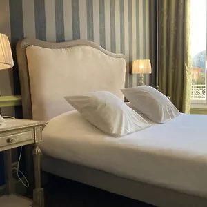 Helvie - Les Collectionneurs 4*, Vals-les-Bains France
